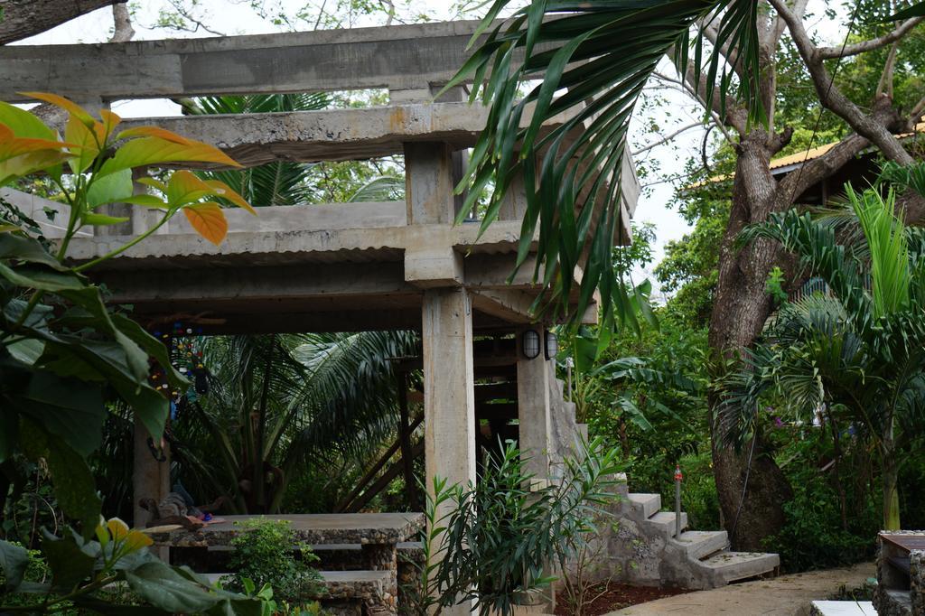 Apartments Chez Milady Utila Pokoj fotografie
