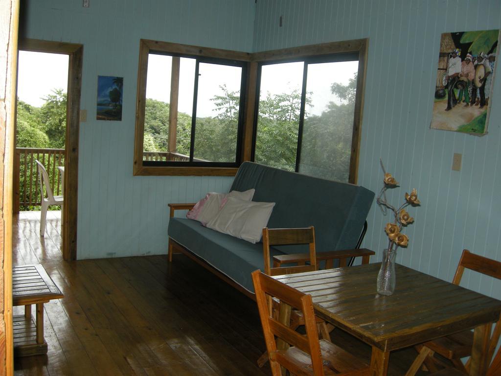 Apartments Chez Milady Utila Pokoj fotografie